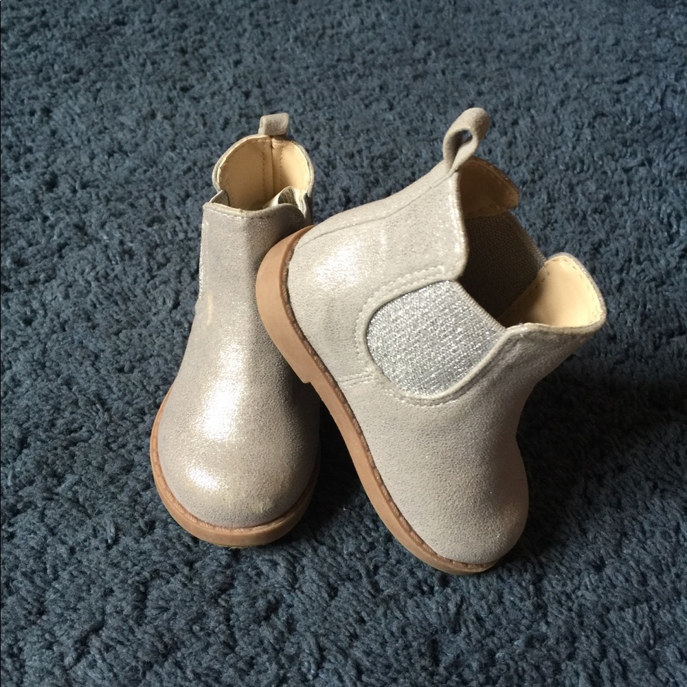 Winter boots for baby girl